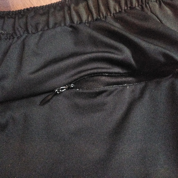 YOUNG LA ATHLETIC SHORTS XL - Picture 2 of 4